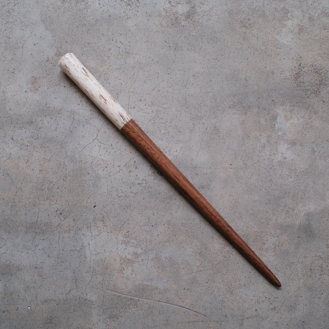 DAO HUY HOANG/カリグラフィーホルダー/Antler&Walnut Segment Straight Pen Holder