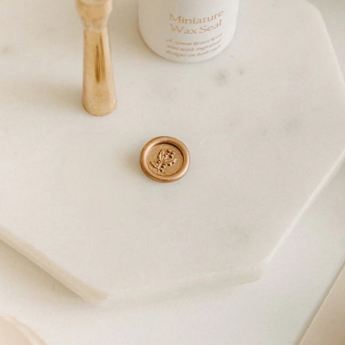 Written Word Calligraphy/シーリングスタンプ/Mini Wax Seal Head - Holly