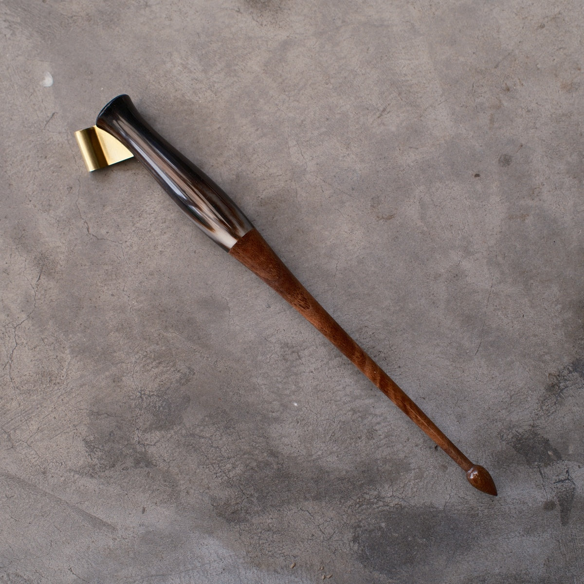 【10/15(水)20時発売】DAO HUY HOANG/カリグラフィーホルダー/Buffalo horn and Walnut Oblique Pen Holder
