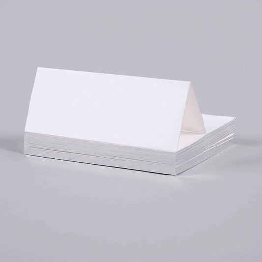 Mount Street Printers/プレイスカード/Gilt Edge Silver Tented Place Cards