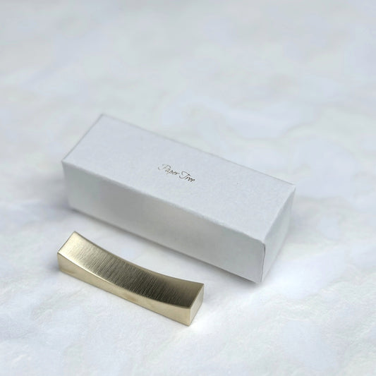 Paper Tree 13th Anniversary Silent Grove Collection/Pen Rest/Brass Pen Rest Crescent Moon