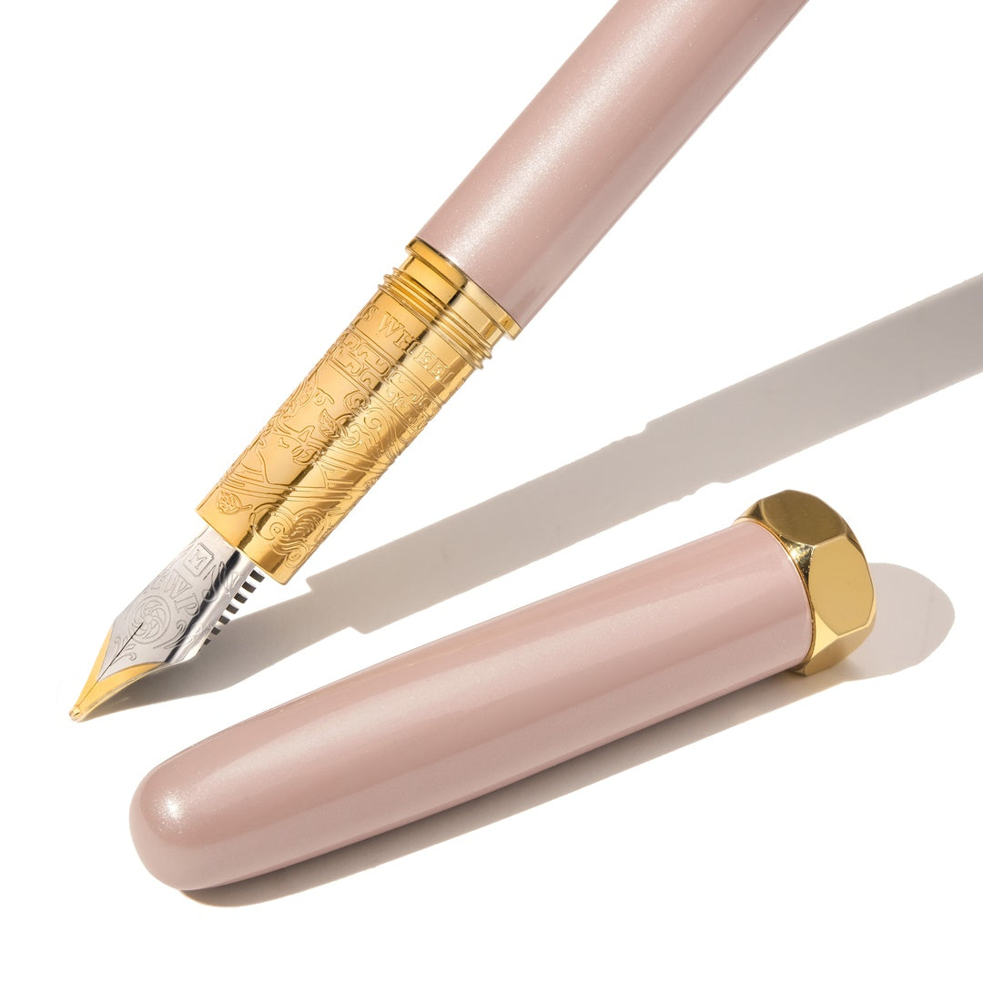 Ferris Wheel Press/万年筆/The Bijou Fountain Pen -  Huffin Puff Pink