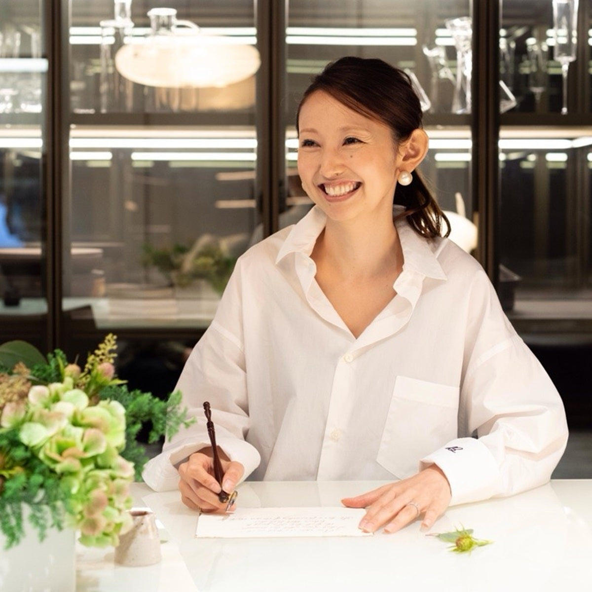 [DAIKANYAMA drawing] Emi Miyaji - Gift Arrangement Workshop Spring Gift "Tag Arrangement and Triangle Wrapping" 4/19