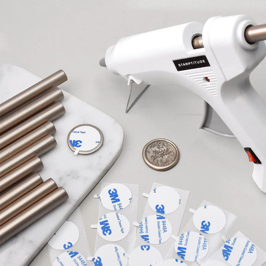 Stamptitude/Glue Gun Sealing Kit/Antique Gold